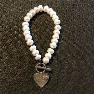 Israel sterling silver pearl heart bracelet. New
